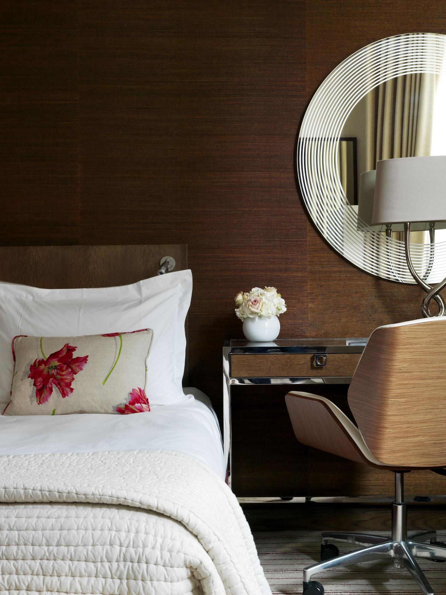 فندق ذا ماريليبون لندن المظهر الخارجي الصورة A room at the Mandarin Oriental, Munich